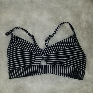 Lululemon bra Sz 2